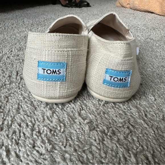 Toms • women’s Redondo Natural Metalic Slubby Woven • Size 10 - Picture 4 of 5